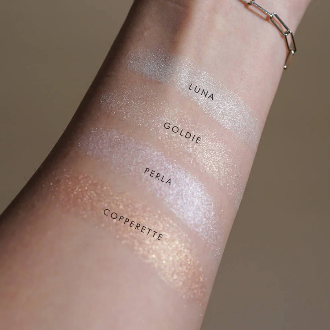 Kara Beauty Essentials Face Illuminator - Goldie